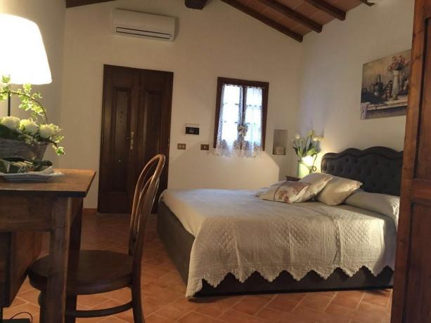 Fuga Romantica nella Campagna Senese Sinalunga