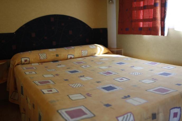 Appartamento Palinuro Hotel con camera matrimoniale