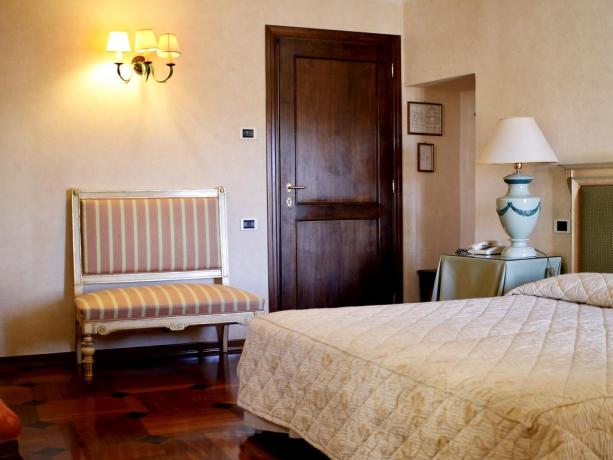 A Gubbio, Camere con WiFi, Tv, Animali Ammessi