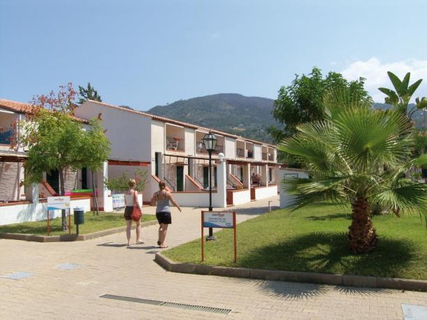 Villaggio a Cefalù in Sicilia Residence-PensioneCompleta