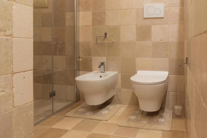 Suite la Vista Bagno con doccia Manduria