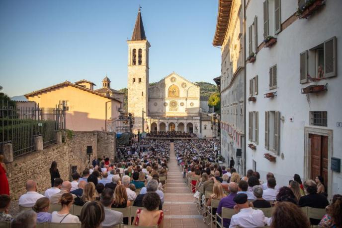 Spoleto in Umbria musica arte e cultura 
