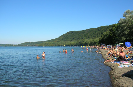 Spiagge del Lago di Vico 