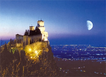 San Marino by night