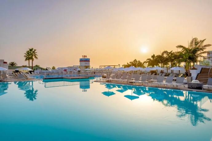 Villaggio Veratour con piscina a Tenerife pacchetti vacanze 