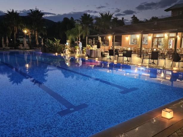 Super Offerta Campania: Soggiorno in Resort con Piscina 