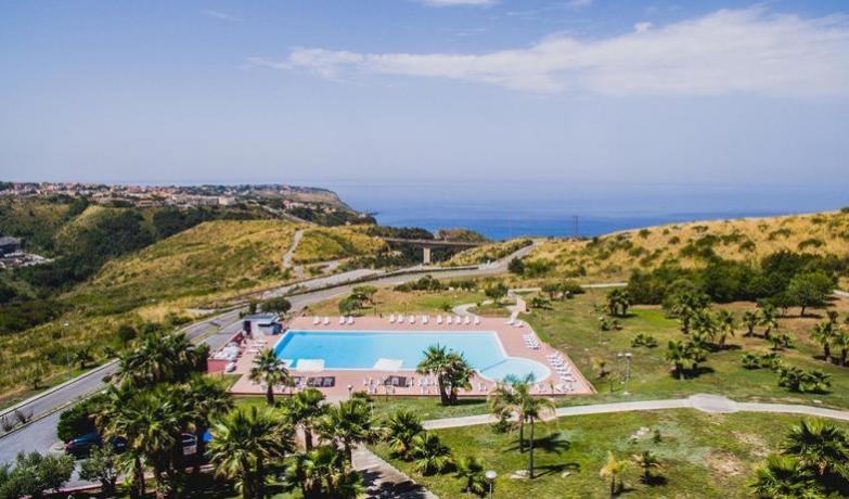 Arcella Village con Piscina-Praia a Mare e Diamante 