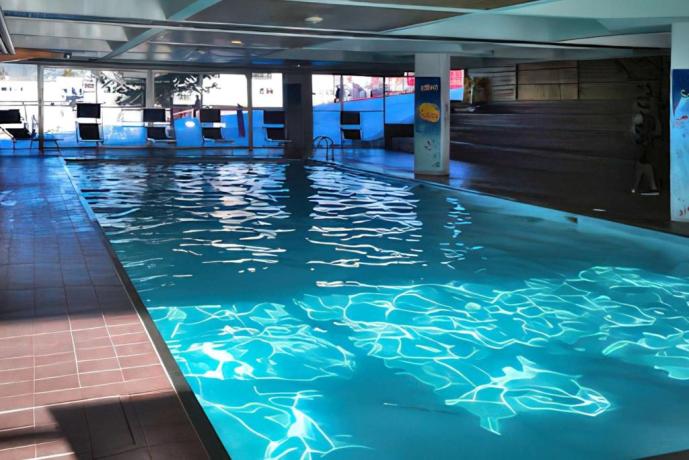 Piscina interna hotel in Trentino 