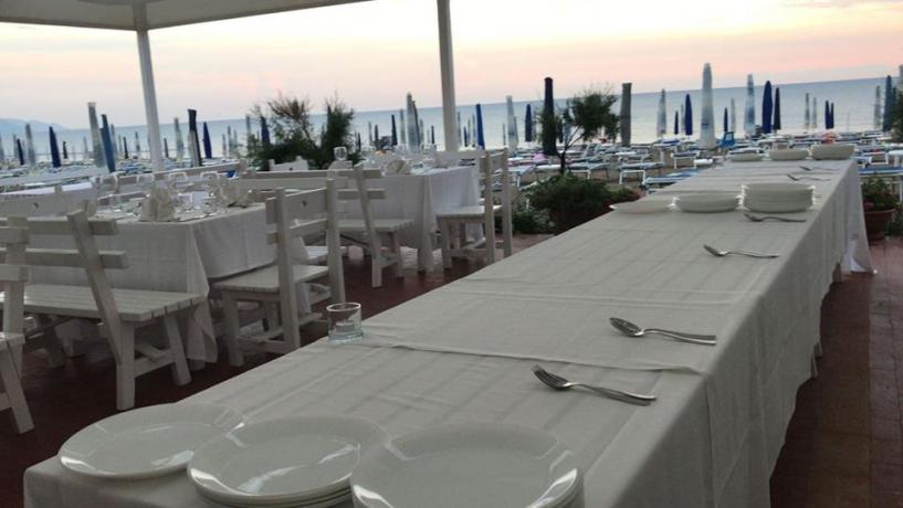 Hotel con terrazza sul mare Peastum Campania 