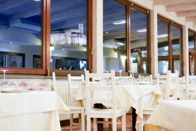 Ristorante per gruppi numerosi ad Assisi