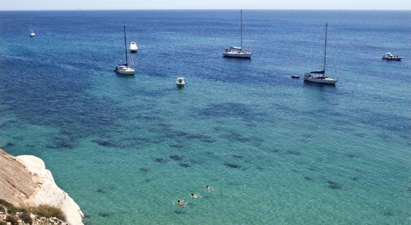 Hotel in collina vista mare 