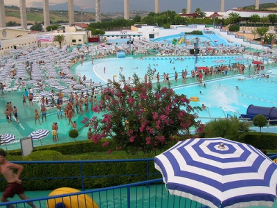 Acquapark Onda Blu vicino tortoreto