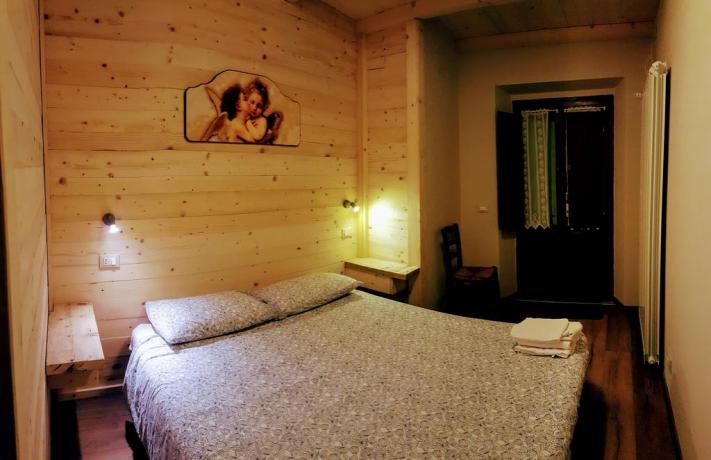 Appartamenti arredati in legno nel Monte Cimone 