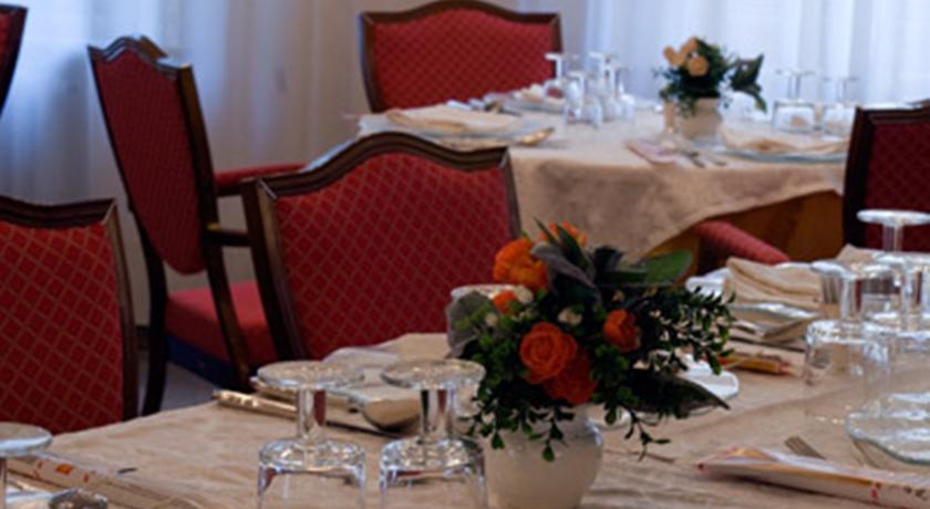 Sala Ristorante con cucina tradizionale toscana 