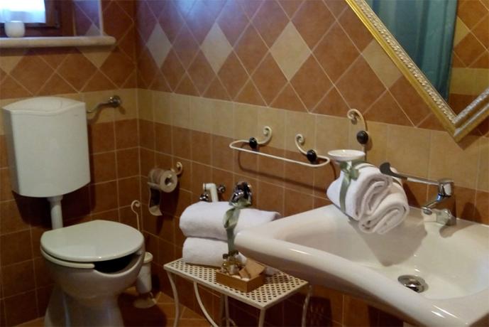 Suite Bettona bagno privato con doccia