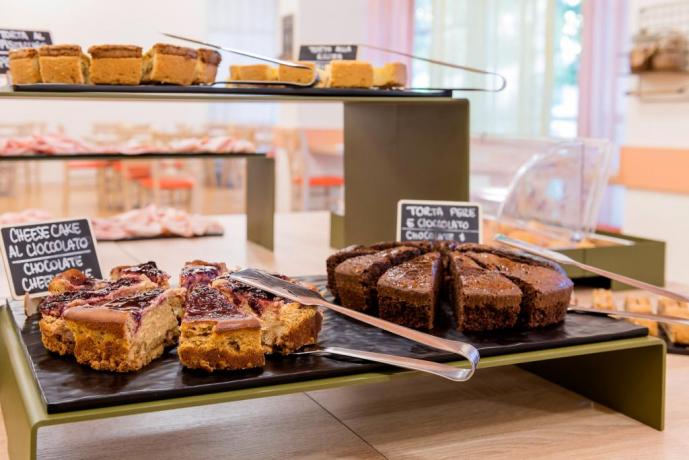 Vacanze a Igea Marina con buffet colazioni dolce-salato