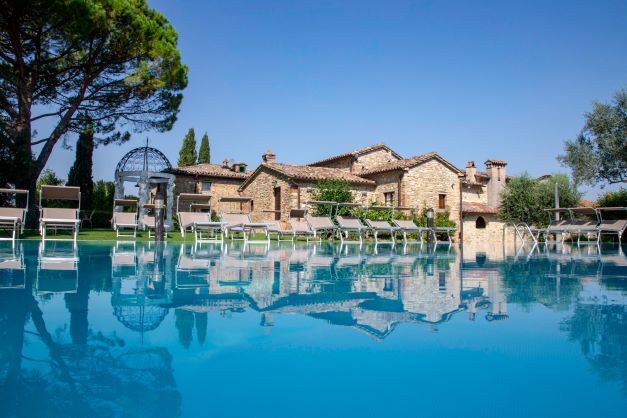 Camere Vista Vallata in Relais in Umbria
