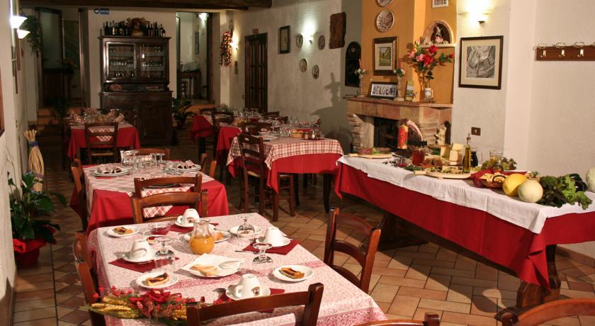 agriturismo con ristorante: vini umbri  