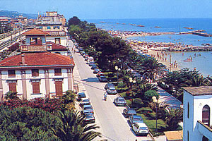 Hotel e BB Lungomare a Cupra Marittima, AP