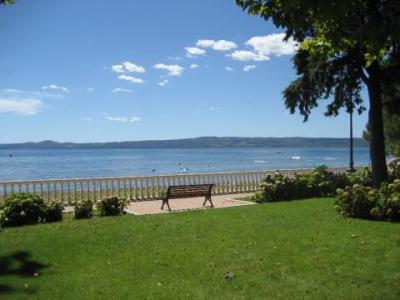 Economici Hotel e B&B con Vista Lago
