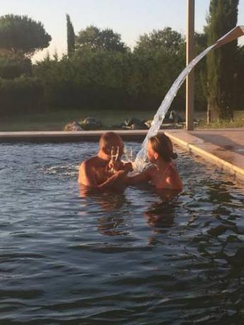 Piscina riscaldata in albergo4stelle con casa sull'albero Umbria