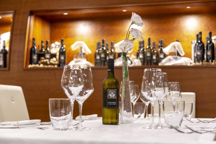 Ristorante con 50-1000 posti hotel4stelle Battipaglia