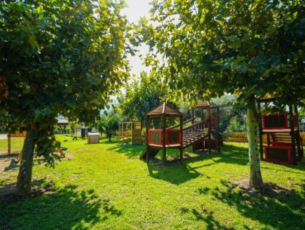 Parcogiochi per bambini in Villaggio a Diamante 