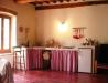 Cucina completa abitabile con frigorifero a Umbertide