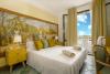 Camera panorama con terrazzo hotel4stelle Toscana