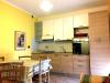 Cucina con Forno e Lavastoviglie in appartamentovacanza