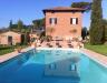 La villa e la bellissima piscina 