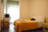 Camera Tripla/Quadrupla con bagno privato vicino Cattolica	