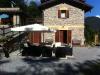 Agriturismo con Spiazzale con Poltrone a Como