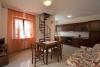 appartamento-fienile zona-soggiorno-cucina-Cortona