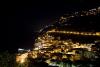 Vista dalla Villa di notte