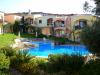 residence immerso in stupendo paesaggio con piscina
