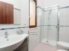 Bagno privato con Doccia e Biancheria