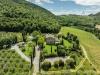 Tenuta nel Verde con vista sulla valle