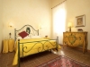 Camera da letto romantica