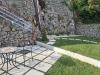 Terrazzo attrezzato con tavolo sedie 