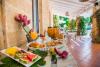 Ricca colazione nella Country House in Puglia