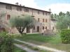 Casale con ampio giardino