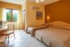 camera-tripla-arredata-Hotel-4stelle-Villammare-Cilento