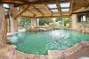 Piscina coperta riscaldata panoramica