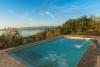 Villa lusso con piscina sfioro lago-trasimeno