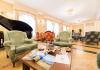 Bar dell'hotel con zona relax