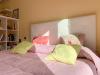 Letto matrimoniale king-size e armadio