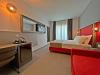 Resort 4 stelle camere frigobar tv SKY alcamo