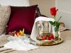 Servizio in camere con frutta e champagne