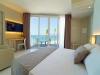 Camera da letto per coppie vista mare